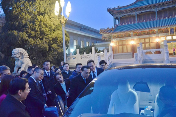 李克強總理會見馬斯克 特斯拉要拿中國“綠卡”