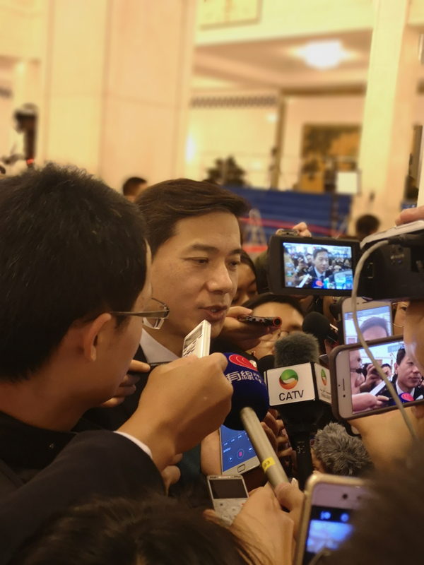 全國政協(xié)委員、百度公司董事長李彥宏