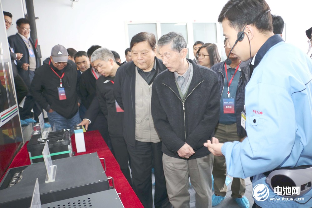 力神電池青島基地一期項(xiàng)目投產(chǎn):總投資15.7億 年產(chǎn)能4G瓦時(shí) 力神電池青島基地一期項(xiàng)目投產(chǎn):總投資15.7億 年產(chǎn)能4G瓦時(shí)