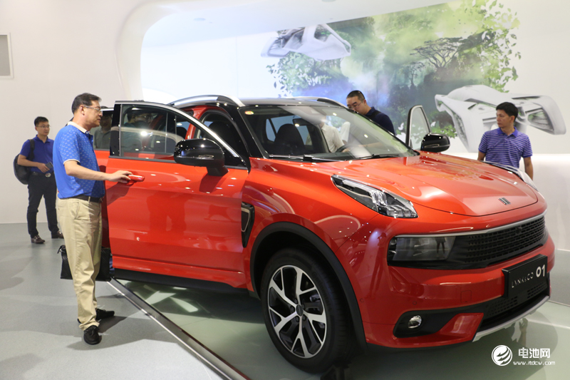 新能源汽車全產業鏈投資累計超2萬億 八成純電動車續駛里程超300公里