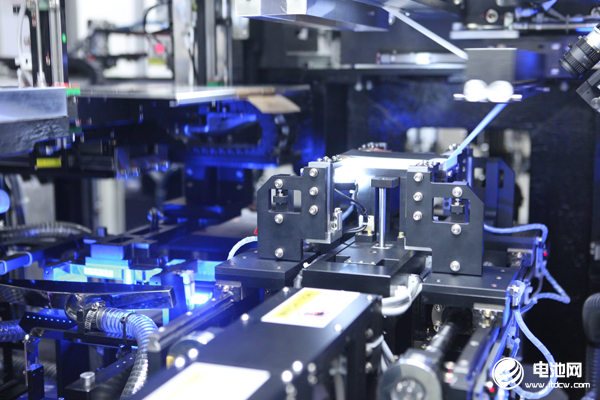 新能源汽車補貼歸零在即 我國動力電池產業(yè)走向何方