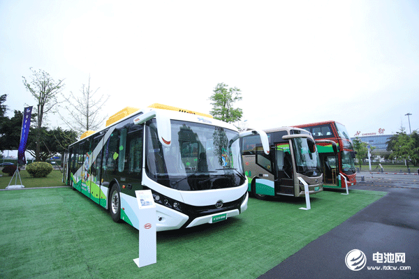 新能源汽車補(bǔ)貼退坡“陣痛期” 7大車企開出“止痛藥” 新能源汽車補(bǔ)貼退坡“陣痛期” 7大車企開出“止痛藥”