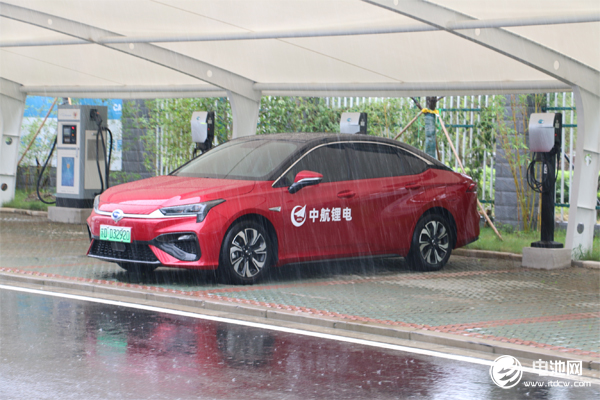 動(dòng)力電池,鋰電池,中航鋰電 動(dòng)力電池,鋰電池,中航鋰電