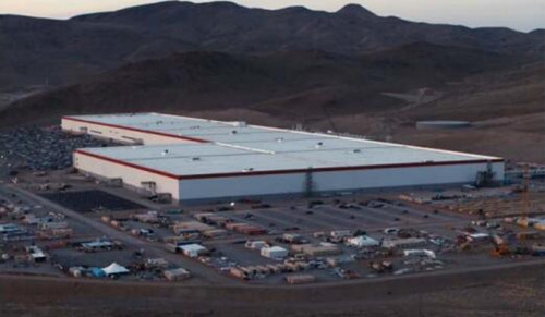 松下高管:特斯拉內華達超級工廠第14條電池生產線明年投產 松下高管:特斯拉內華達超級工廠第14條電池生產線明年投產