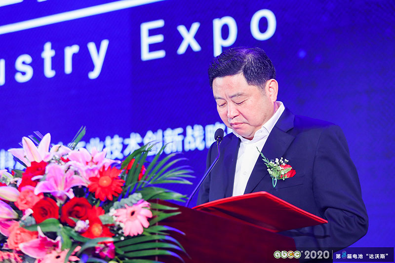 長沙市市委常委、常務副市長夏建平