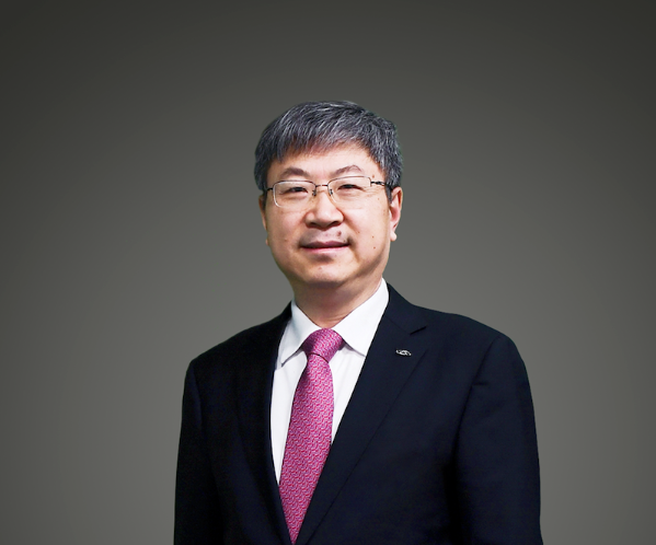 奇瑞汽車股份有限公司黨委書記、董事長尹同躍 奇瑞汽車股份有限公司黨委書記、董事長尹同躍