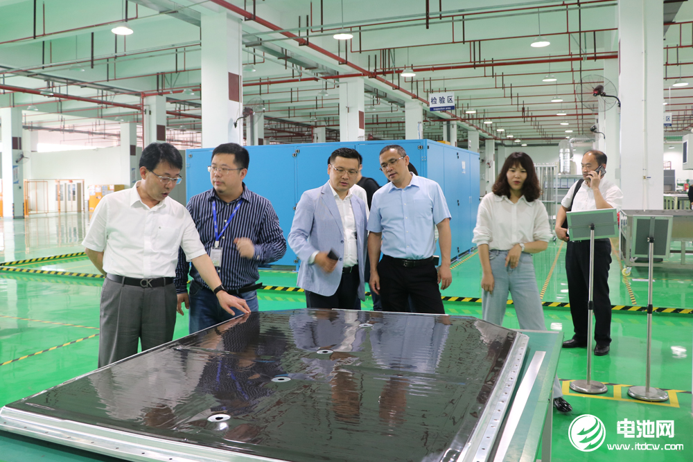  2021年中國電池新能源產(chǎn)業(yè)鏈調(diào)研團一行參觀考察飛榮達