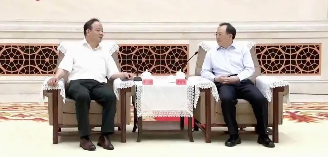 江蘇省長(zhǎng)吳政隆會(huì)見(jiàn)寧德時(shí)代董事長(zhǎng)曾毓群一行