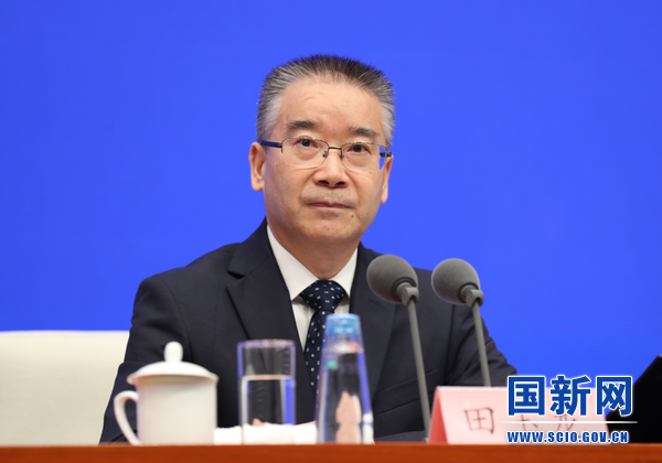 工業和信息化部黨組成員、總工程師、新聞發言人田玉龍