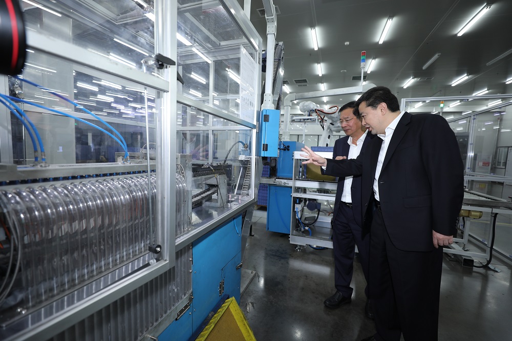 綿陽(yáng)鋰電項(xiàng)目正式投產(chǎn) 綿陽(yáng)鋰電項(xiàng)目正式投產(chǎn)