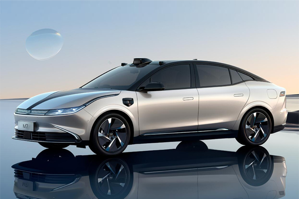 “內卷”加劇 智能汽車到底該比拼什么？