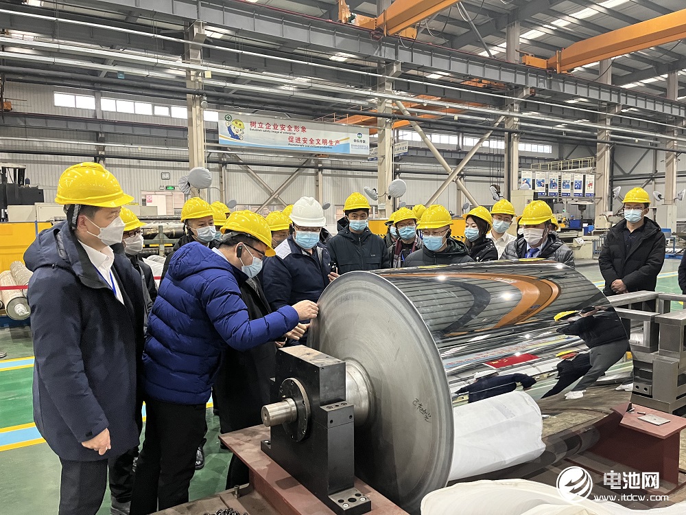 與會嘉賓參觀中科華聯(lián)