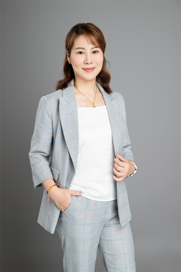 貴州航盛鋰能科技有限公司 董事長(zhǎng) 黃繼宏 貴州航盛鋰能科技有限公司 董事長(zhǎng) 黃繼宏