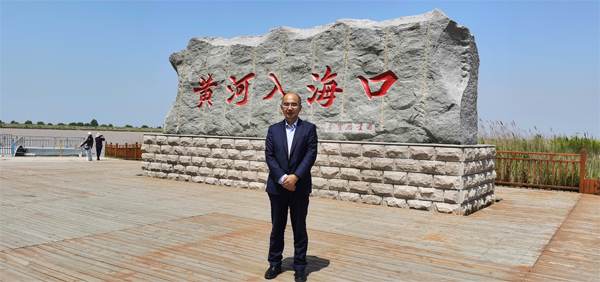 山東億維新材料有限責任公司 營銷部總經理 李金柱 山東億維新材料有限責任公司 營銷部總經理 李金柱