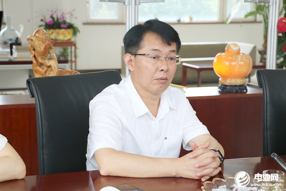 中關(guān)村新型電池技術(shù)創(chuàng)新聯(lián)盟秘書長(zhǎng)于清教一行參觀調(diào)研凱能科技 中關(guān)村新型電池技術(shù)創(chuàng)新聯(lián)盟秘書長(zhǎng)于清教一行參觀調(diào)研凱能科技