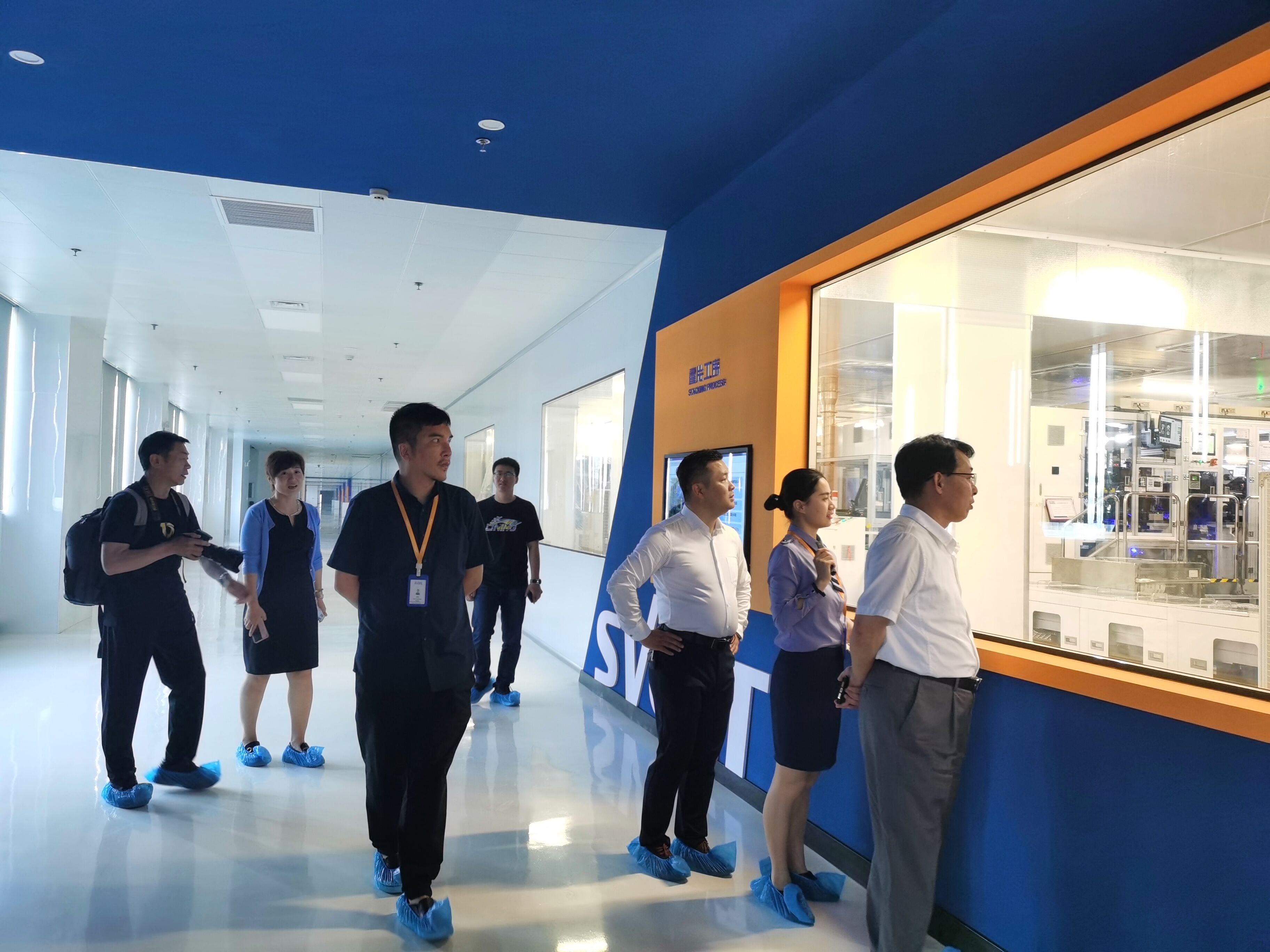 于清教一行參觀考察蜂巢能源 于清教一行參觀考察蜂巢能源