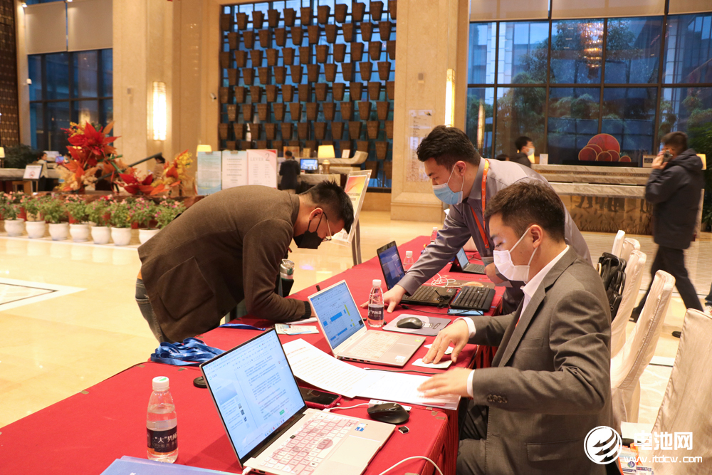 2022動力電池產業生態圈會議暨企業家峰會 2022動力電池產業生態圈會議暨企業家峰會