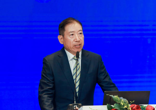 雄韜股份張華農(nóng)：新的一年攜手“滿格蓄力” 再譜輝煌華章