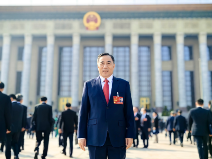 全國政協(xié)委員、中國能源建設(shè)集團(tuán)黨委書記、董事長宋海良  圖片來源：中國能建