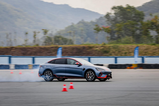 比亞迪,新能源汽車,CTB技術 比亞迪,新能源汽車,CTB技術