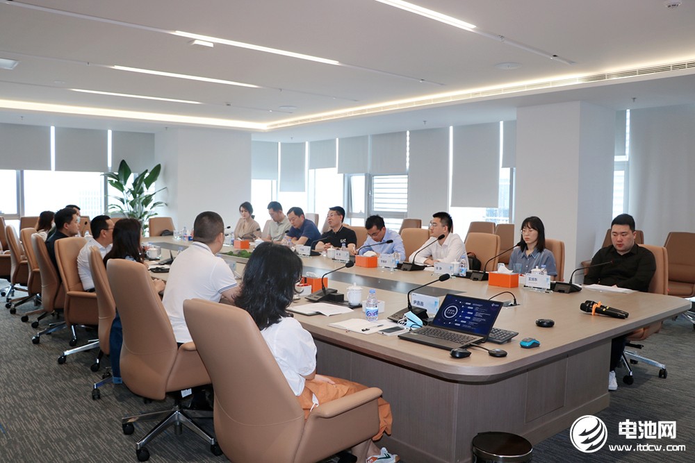 中國電池新能源產(chǎn)業(yè)鏈調(diào)研團一行到訪貝特瑞 中國電池新能源產(chǎn)業(yè)鏈調(diào)研團一行到訪貝特瑞