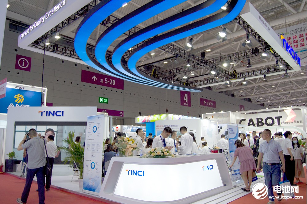 天賜材料擬與中央硝子再設合資公司 主營六氟磷酸鋰及溶劑業務