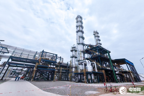 聯(lián)泓新科加速新能源材料布局 已涉足電解液/隔膜/固態(tài)電池等多個領(lǐng)域