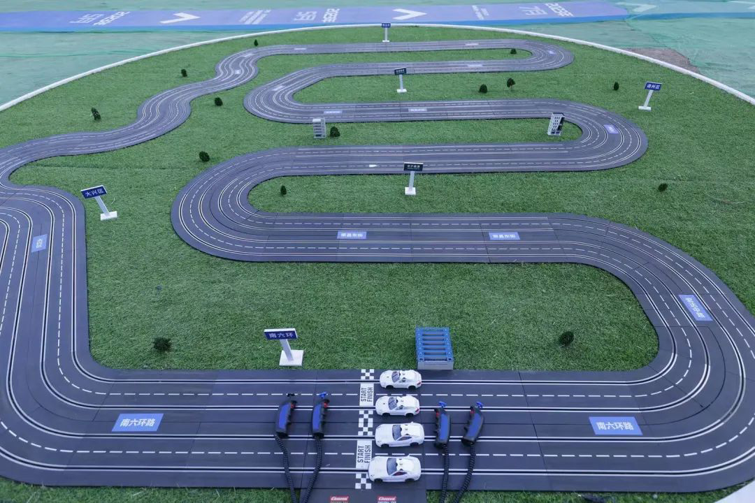 自動駕駛“車內無人”商業化試點在京開放申請 自動駕駛“車內無人”商業化試點在京開放申請