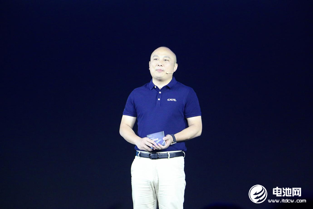 寧德時代,磷酸鐵鋰,神行超充電池