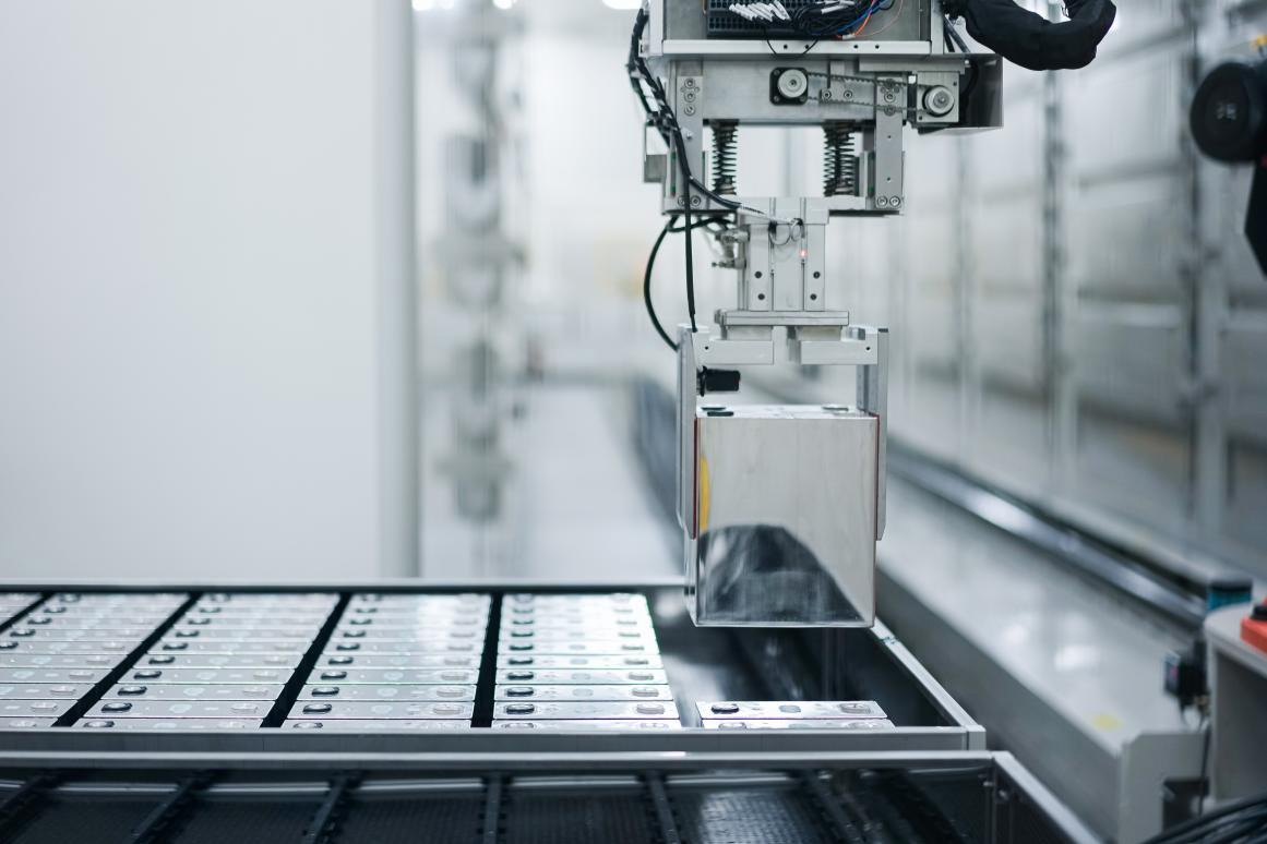 布局電池新能源賽道態度生變 多家公司按下終止鍵