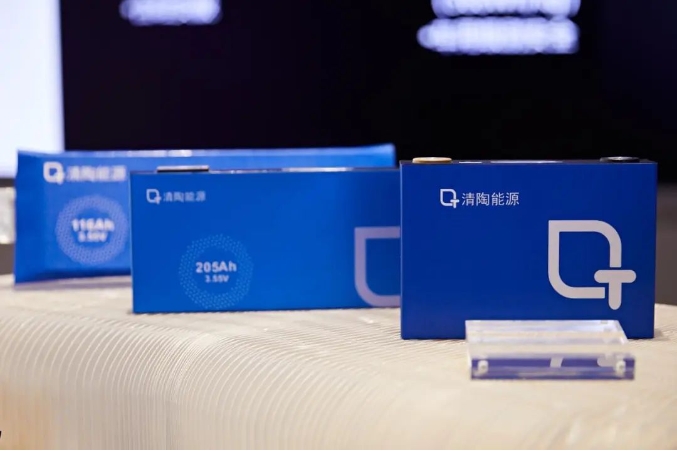 采用清陶能源半固態磷酸鐵鋰電池！這一儲能項目開建