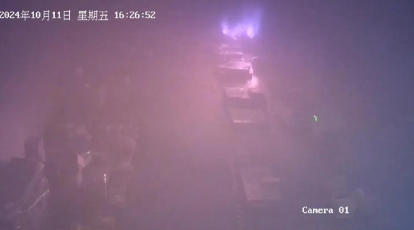 靜靜堆放的鋰電池也會爆炸?廣東佛山一電池廠燒了…… 靜靜堆放的鋰電池也會爆炸?廣東佛山一電池廠燒了……