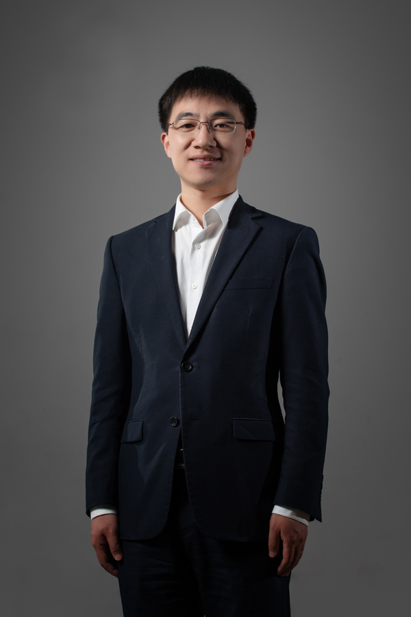 國軒高科股份有限公司 中國業務板塊總裁 王啟歲 國軒高科股份有限公司 中國業務板塊總裁 王啟歲