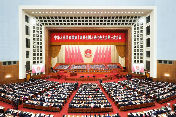 總理點名智能網聯新能源汽車!今年政府工作任務→