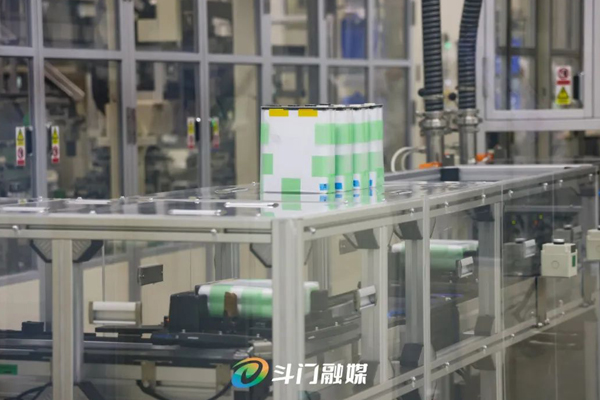 總投資10億!年產(chǎn)能6GWh!廣東首條半固態(tài)儲能電池產(chǎn)線投產(chǎn)