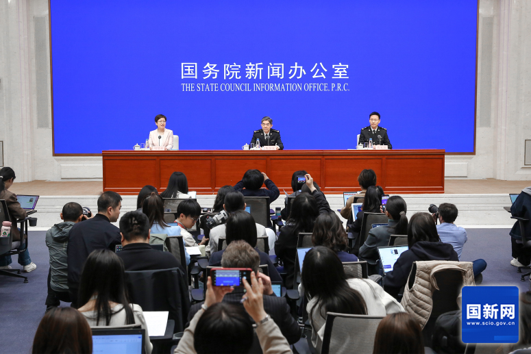 天塌不下來！海關總署發聲！一季度鋰電池/電動汽車出口雙增長