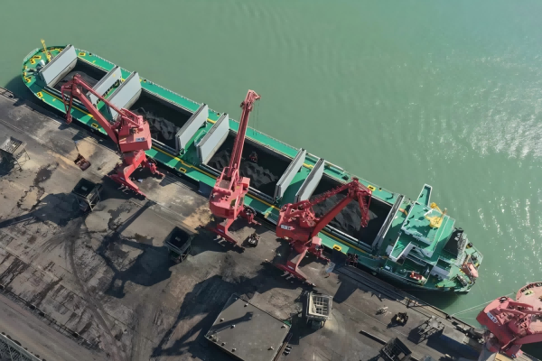 3萬噸!封關(guān)后首批“零關(guān)稅”鋰精礦運抵海南省洋浦港